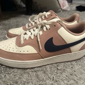 Nike Cream and Mauve Sneakers with Navy Swoosh